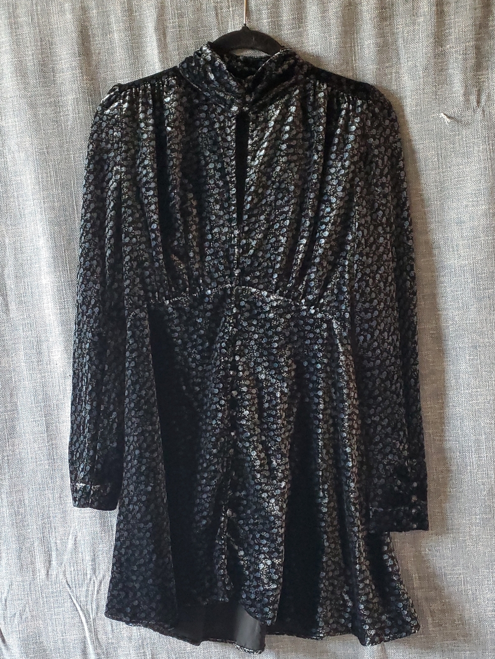 Zara Floral Black High Neck Keyhole Long-Sleeve Velvet Mini Dress
